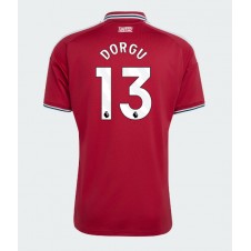 Manchester United Patrick Dorgu #13 Hjemmedrakt 2026-27 Kortermet